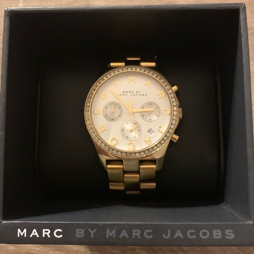 Marc by Marc Jacobs gold watch - needs new battery